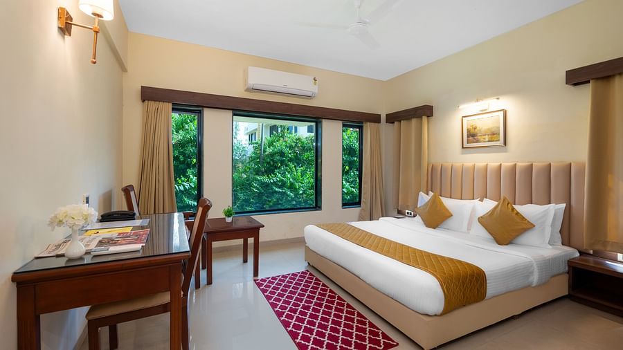 10 - Executive Suite 5