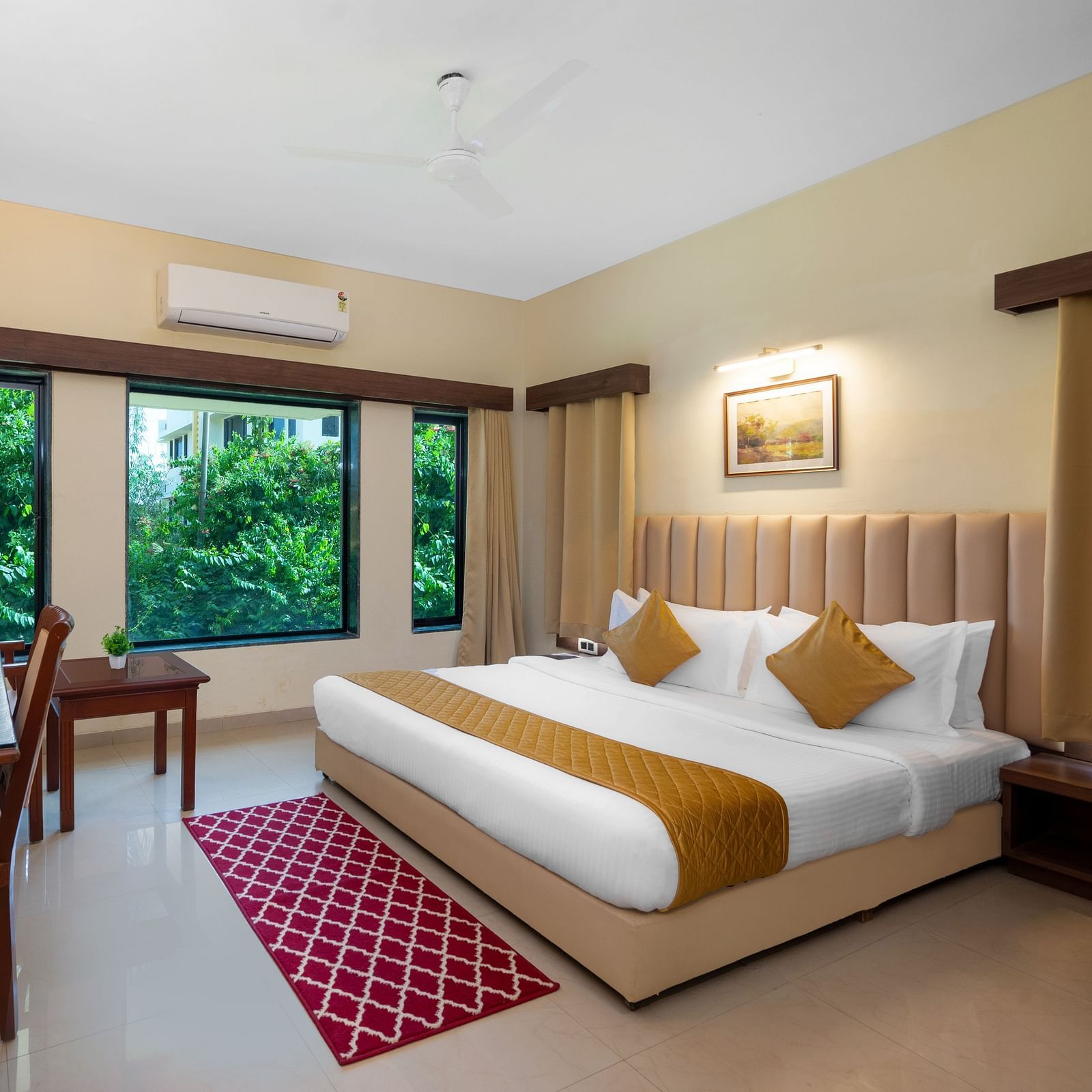 10 - Executive Suite 5
