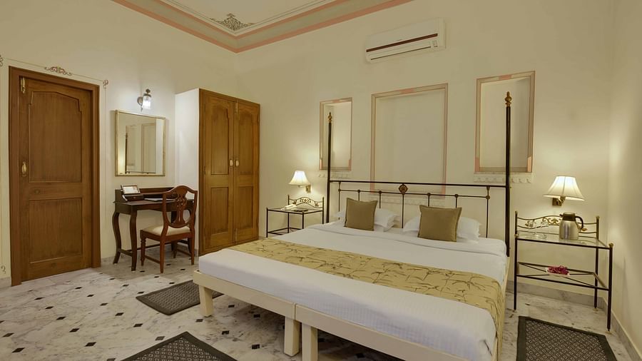 Deluxe Rooms 4