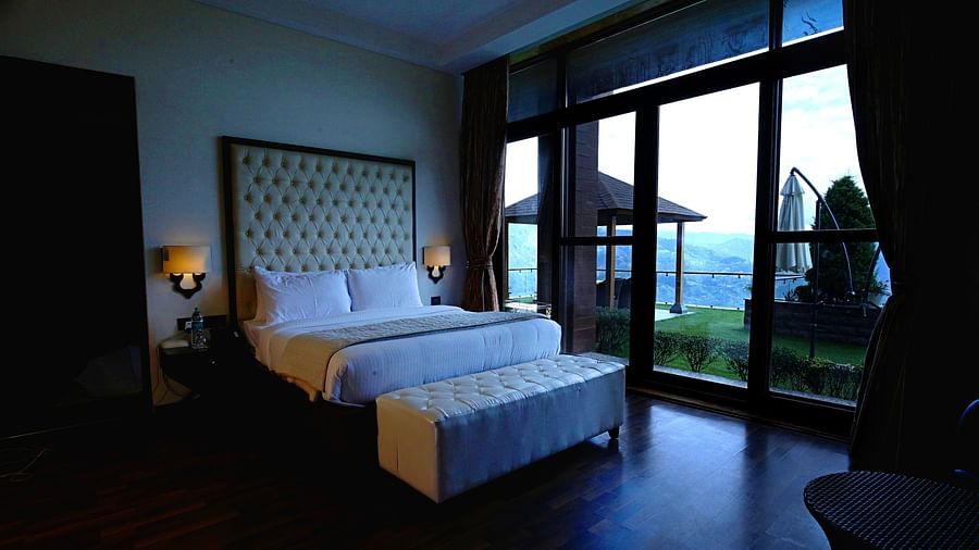 spacious rooms at Aranya Himalayan Retreat 32 - Aranya Himalayan Retreat, Mashobra