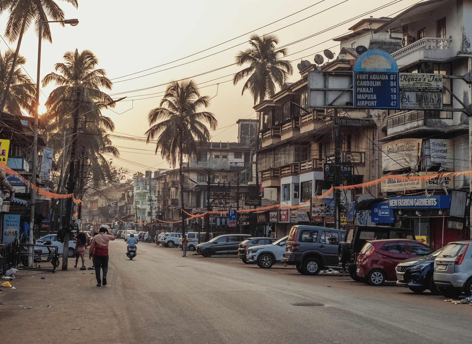 calangute-mall-road