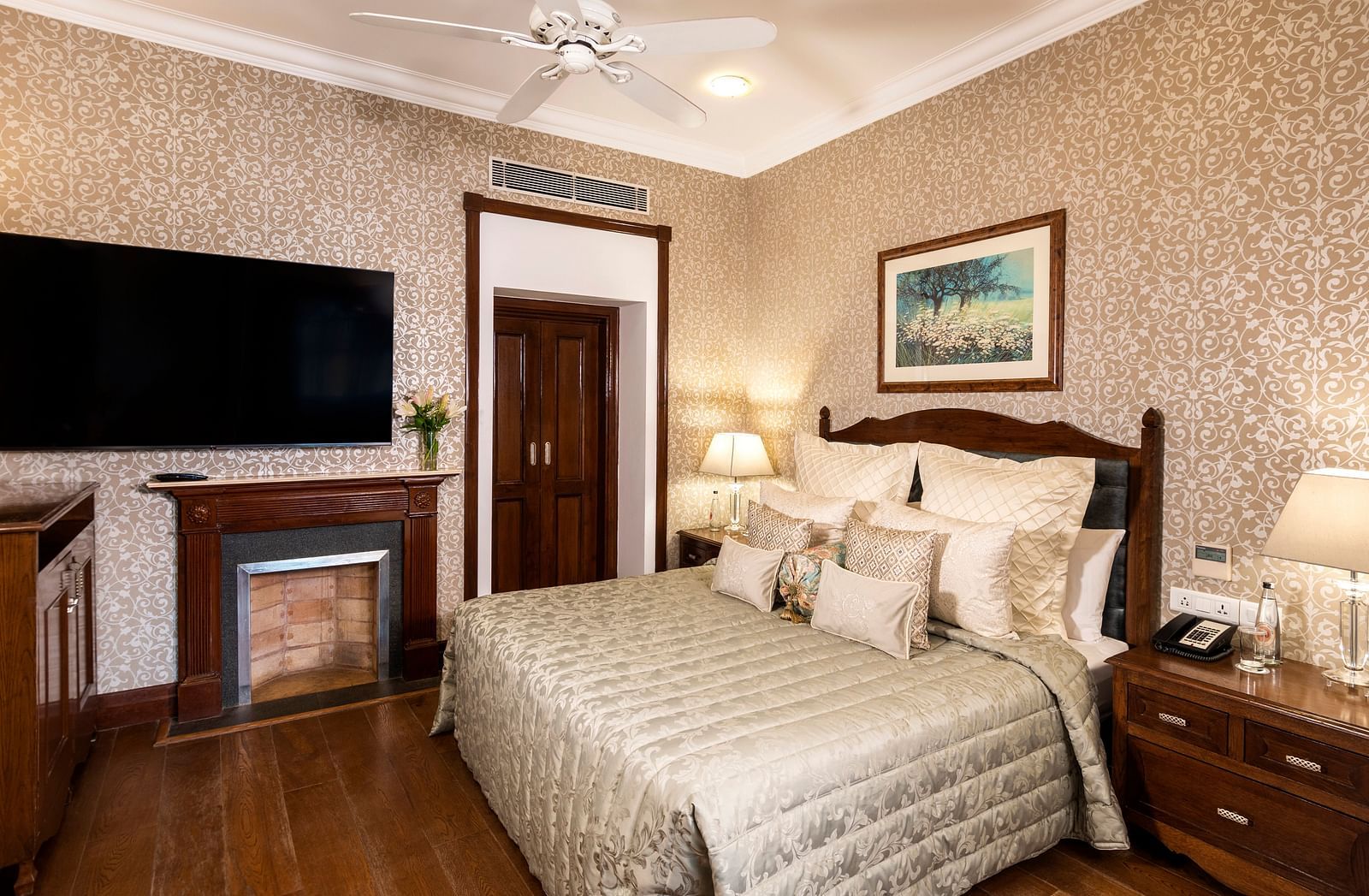 full view image of the Club Room at The Claridges Nabha Residence
