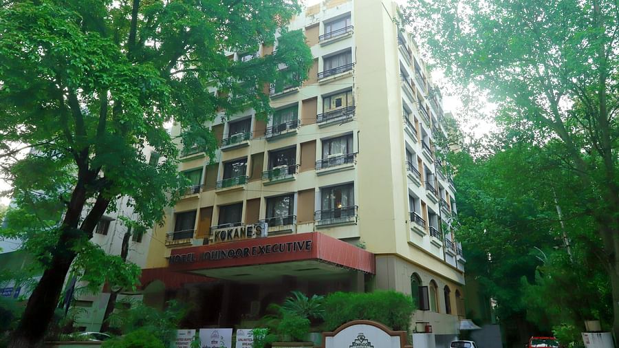 1 Exterior