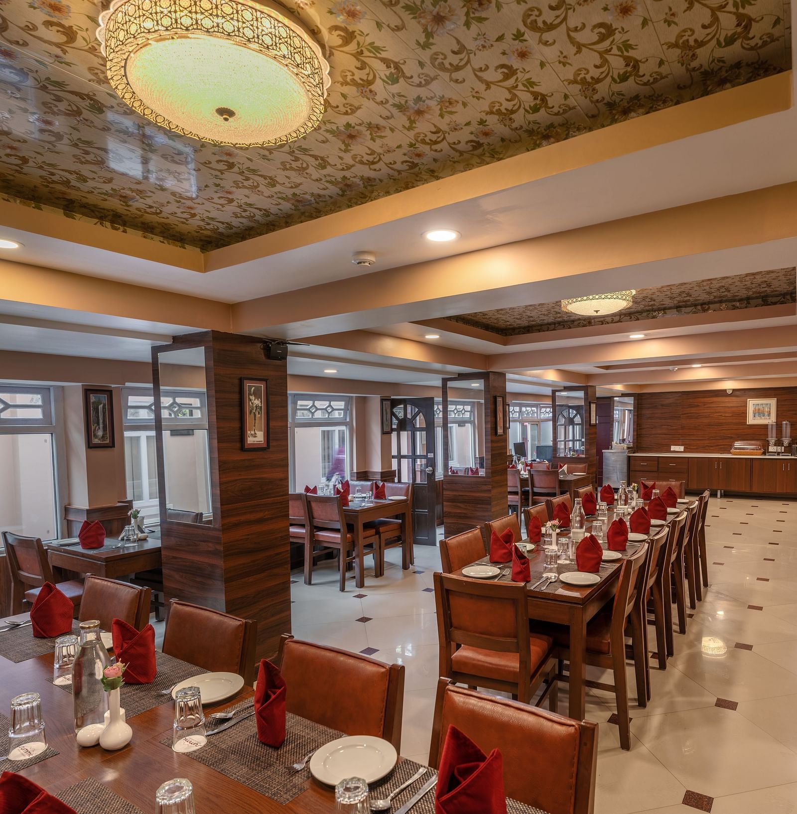 Oakden Restaurant Pano