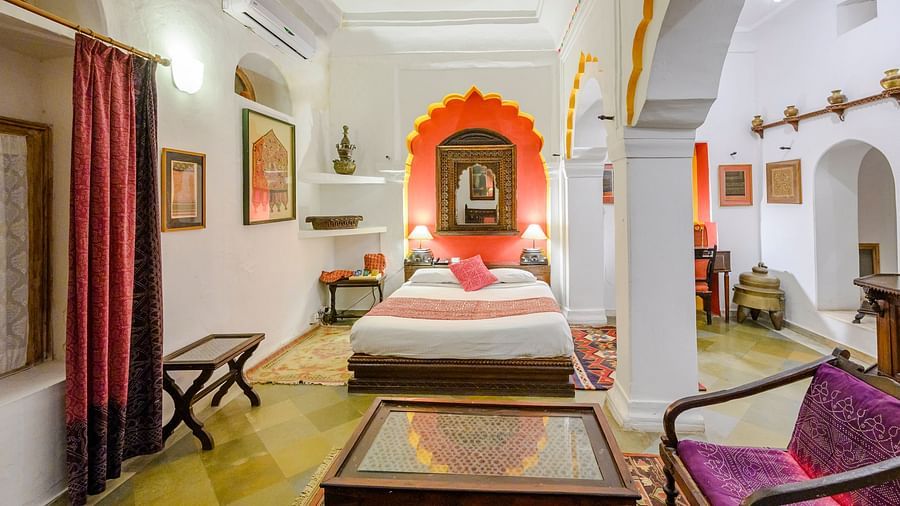 Gujarat Mahal 1