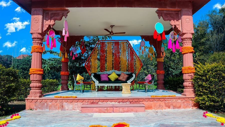 Poolside Mehndi Set Up -2