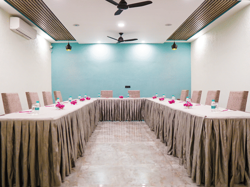 Tables and chairs in Mini Hive- The Golden tusk