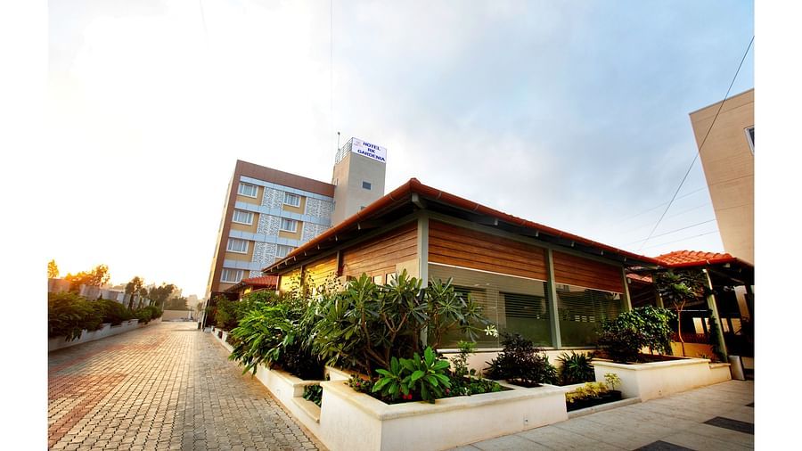 exterior facade - rk gardenia, surya city
