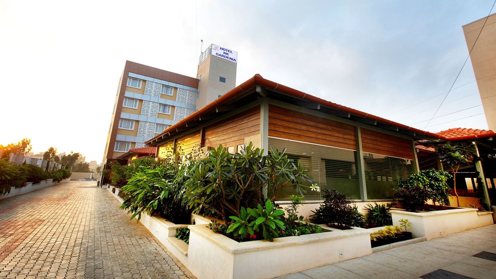 exterior facade - rk gardenia, surya city