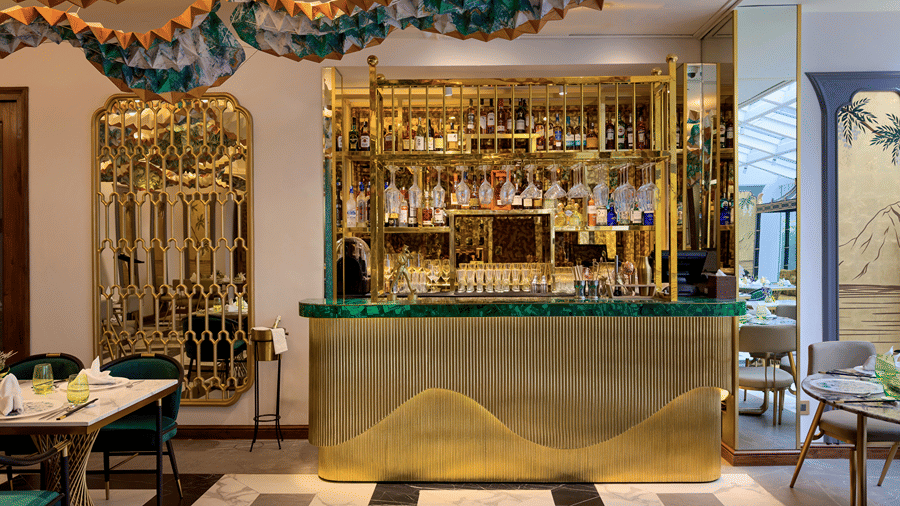 image of the bar at the jade - The Claridges New Delhi