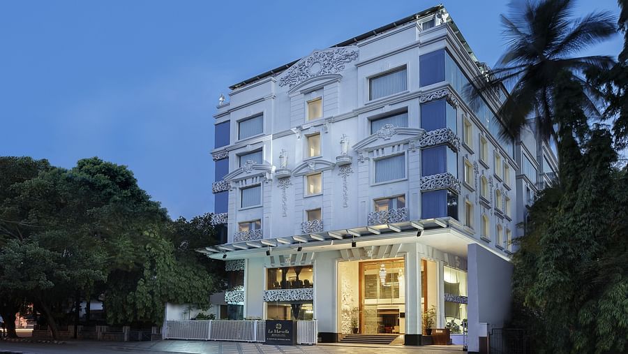 Outer Facade La Marvella