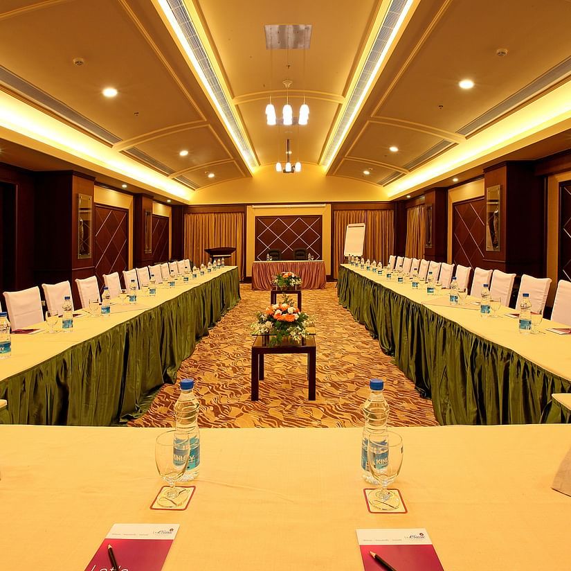 u-shaped setting at marigold banquet hall - la classic, hosur road