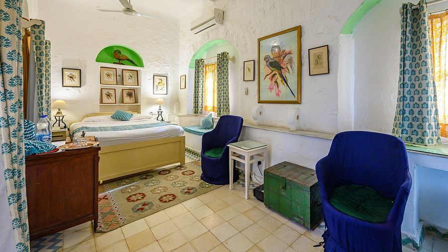 Hill Fort Kesroli 14th Century Alwar - interior view of the Tota Mahal - Garden View - Garden View room with queen size bed 