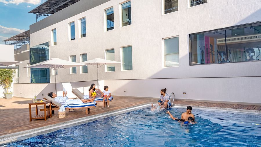 Pool 2