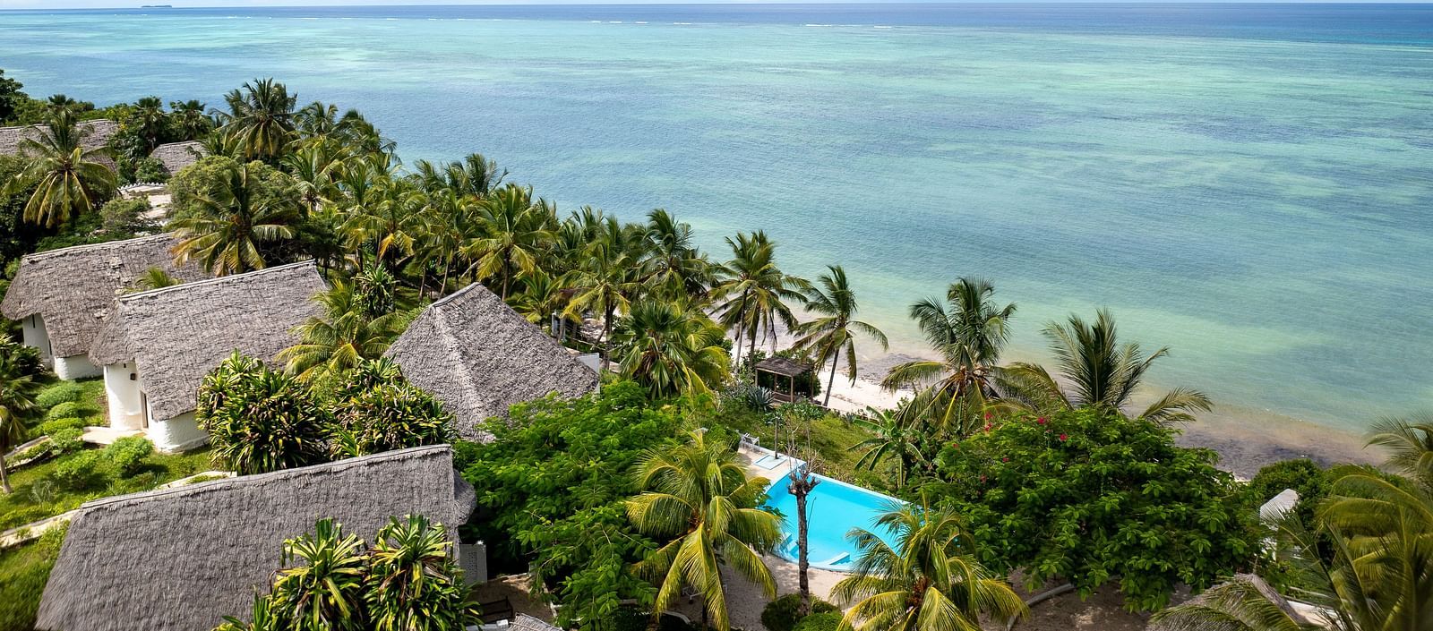 Aerial View of the Infinity pool at Shooting Star boutique hotel