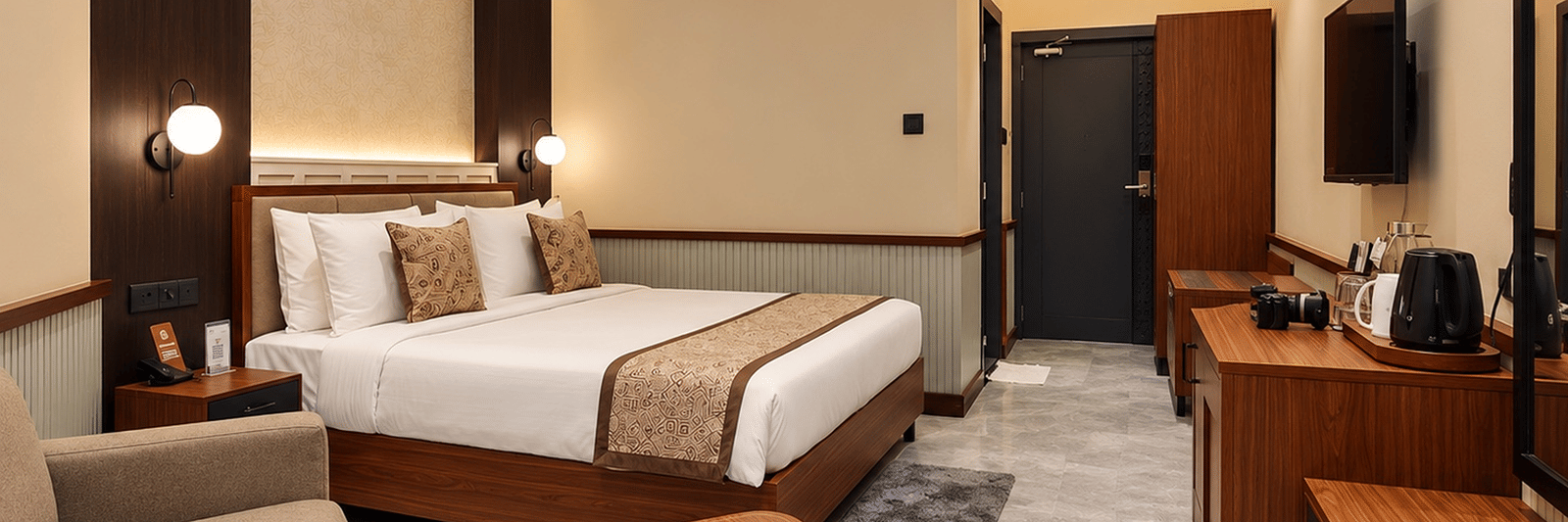 ROOM 4