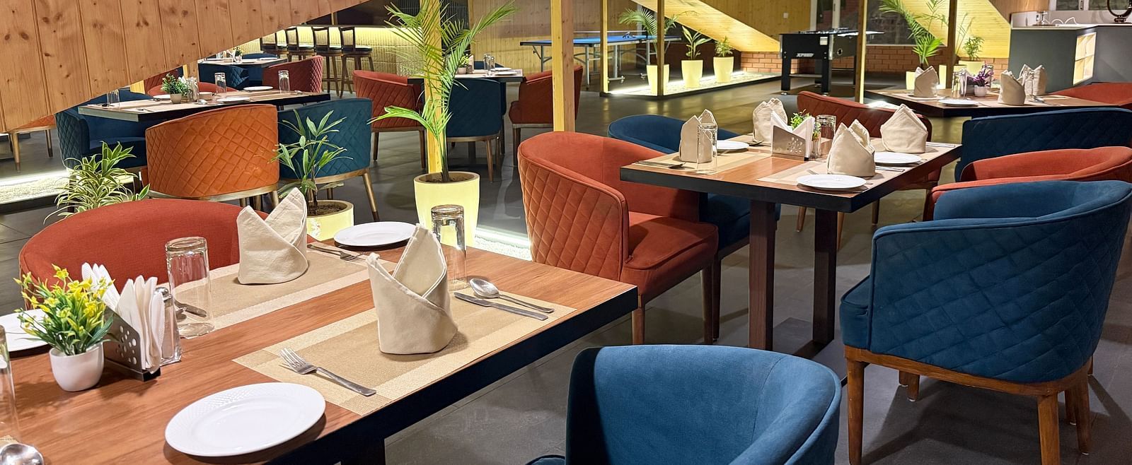 restaurant 2