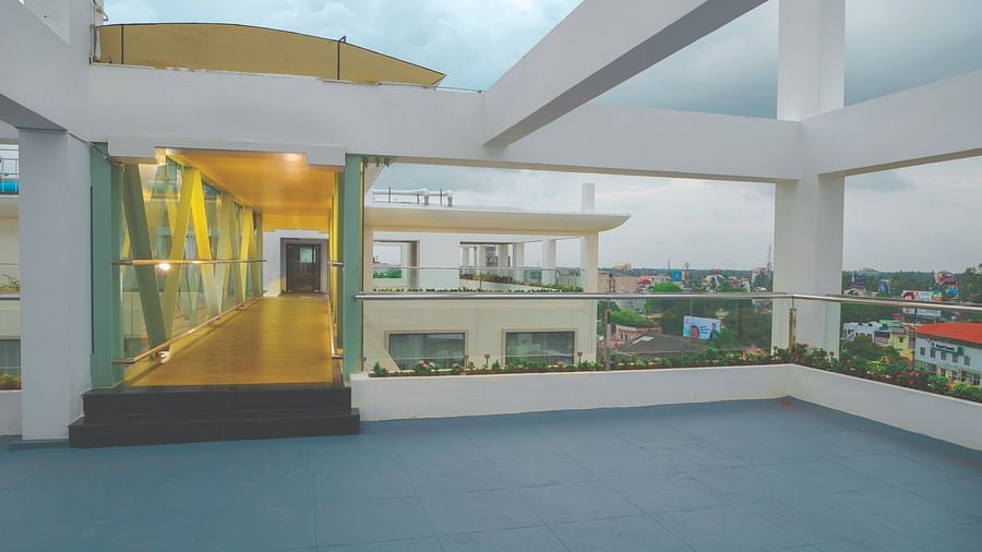 Roof Top Sky Walk