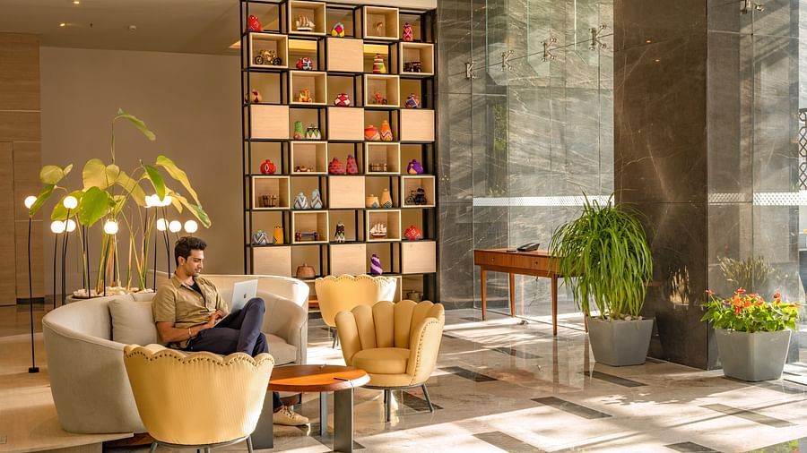 Lobby 3
