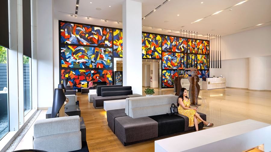 Lobby 02