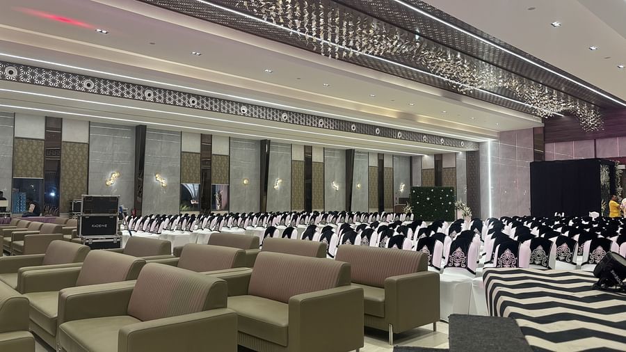 Spacious Banquet Hall with Elegant Lighting  - VRR Astoria Hotel and Conventional Centre