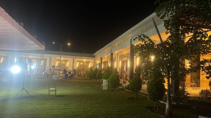 A large garden space - VRR Astoria Hotel and Conventional Centre
