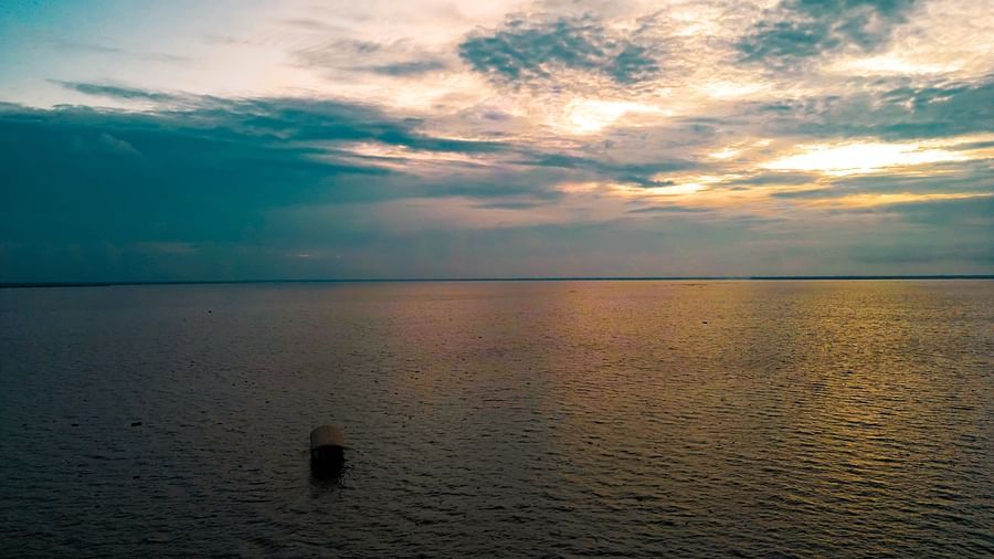 lake view at sunset - Rhythm Kumarakom