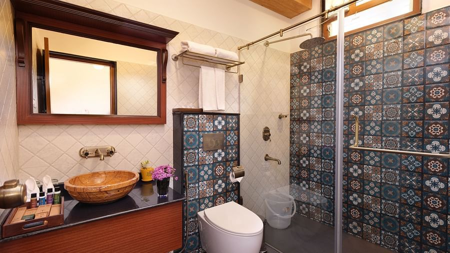 Rest Room (2)