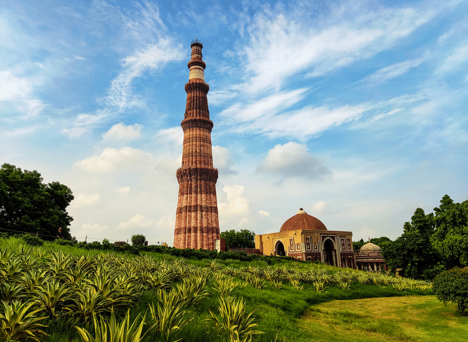 aamir-ahmad-7hmAhQww2oE-unsplash