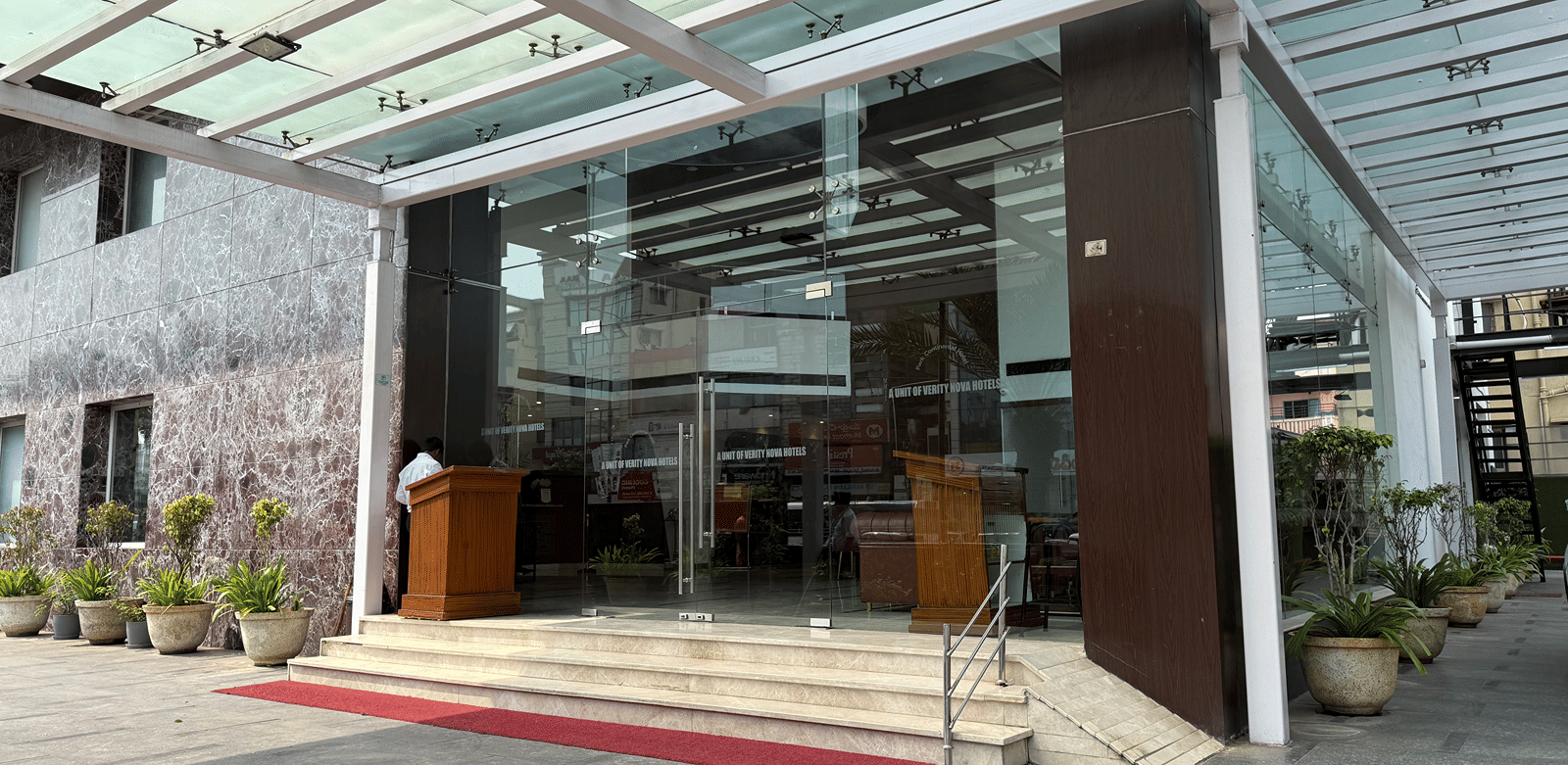 Facade 2