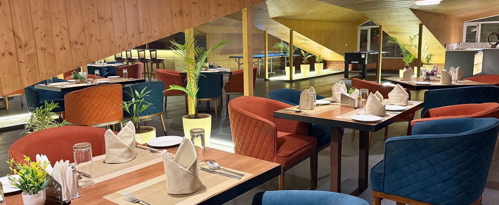 restaurant 2
