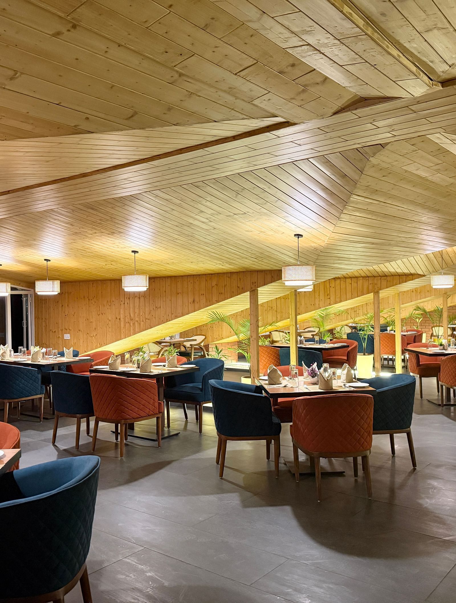 restaurant 3