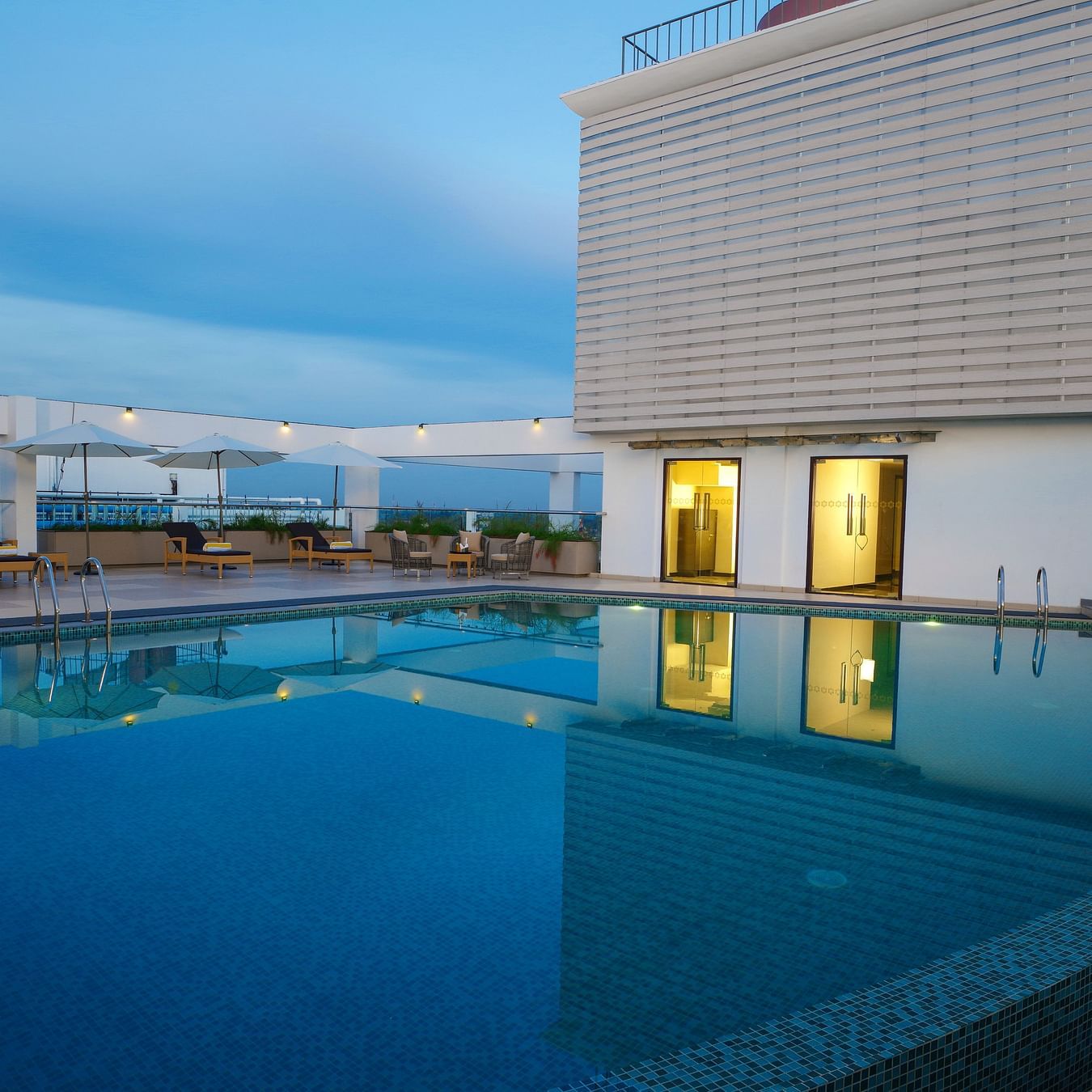 Pool 2