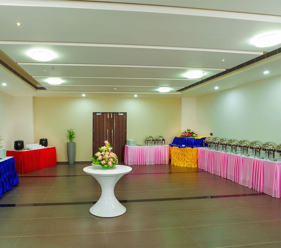 Iris Hall Dining area at Apollo Dimora