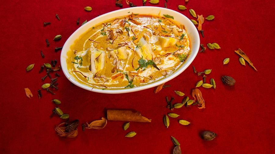 Lucknow cuisine, The Piccadily, dining in Lucknow 18