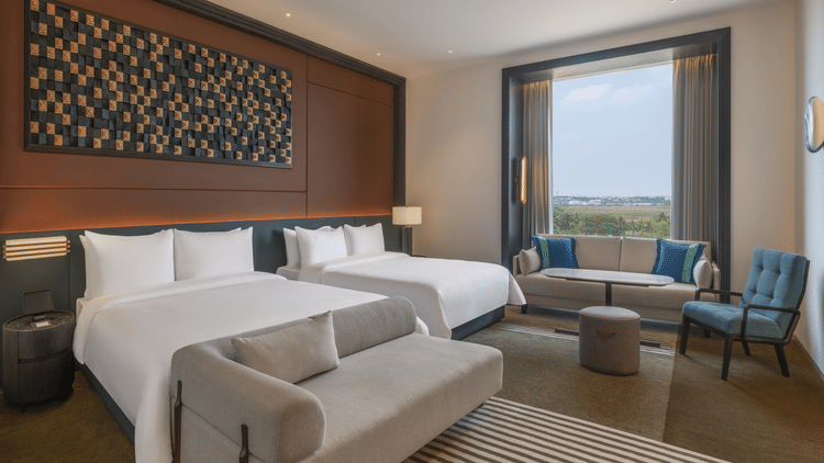 PREMIUM FAMILY ROOM
