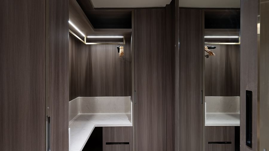 Club Room5