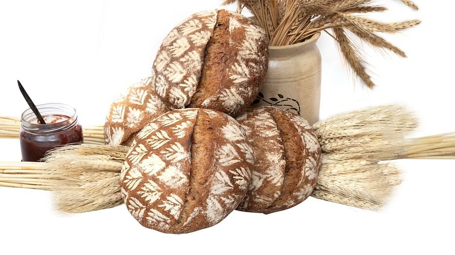 image of the Rye and walnut bread baked at they ye old bakery - The Claridges New Delhi