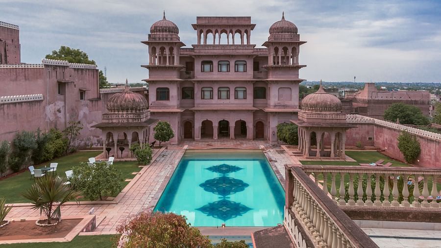 Facade ariel view with the pool at the front - Hotel Castle Mandawa, Jhunjunu
