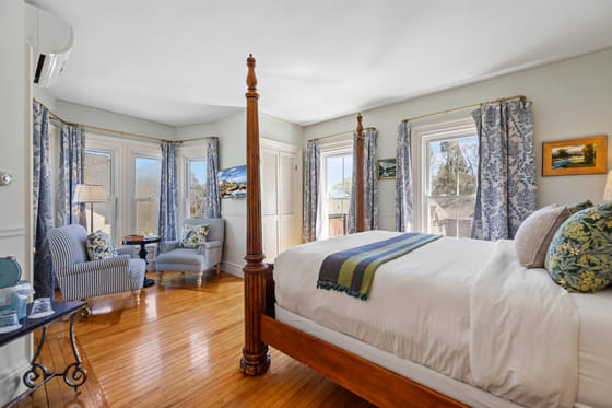 The four-poster bed in the Toscana room at Hartstone Inn