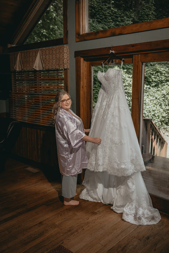 Wedding details at Tapoco Lodge