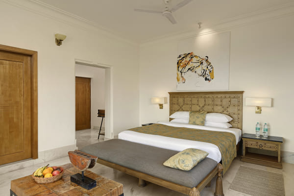 Valley View Suites with Jacuzzi