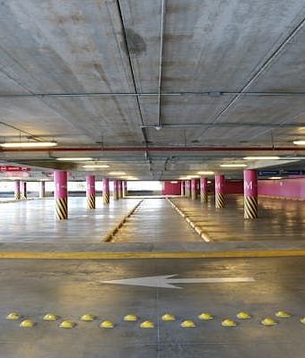 Image of a parking zone with round pillars