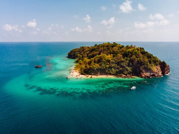 Ross Island (Netaji Subhas Chandra Bose Dweep), a forested island near Port Blair