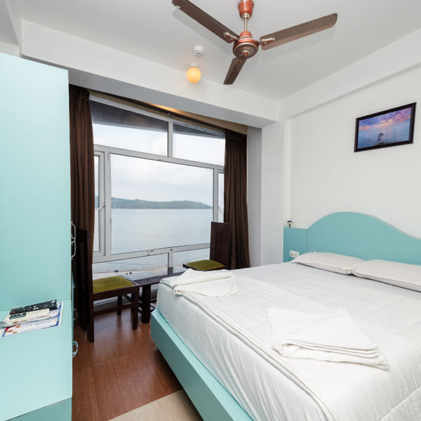 Sea-facing Junior Room at Da Bay Inn, Port Blair