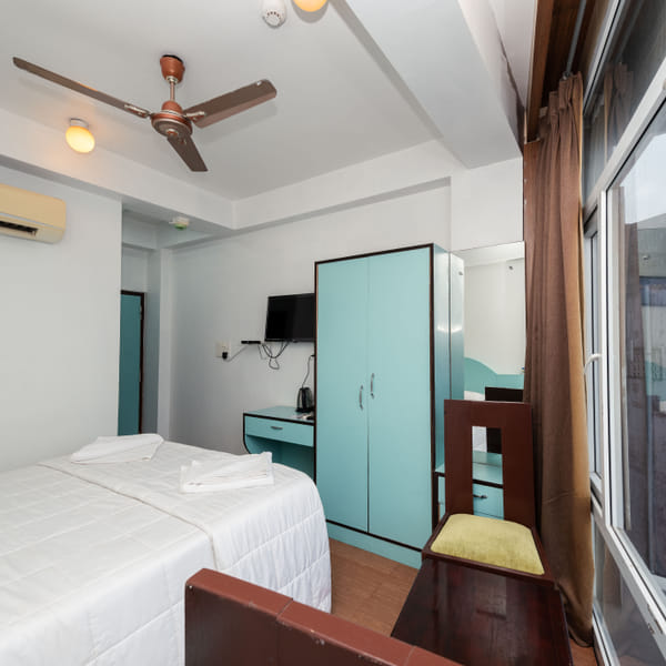 Sea-facing Junior Room at Da Bay Inn, Port Blair
