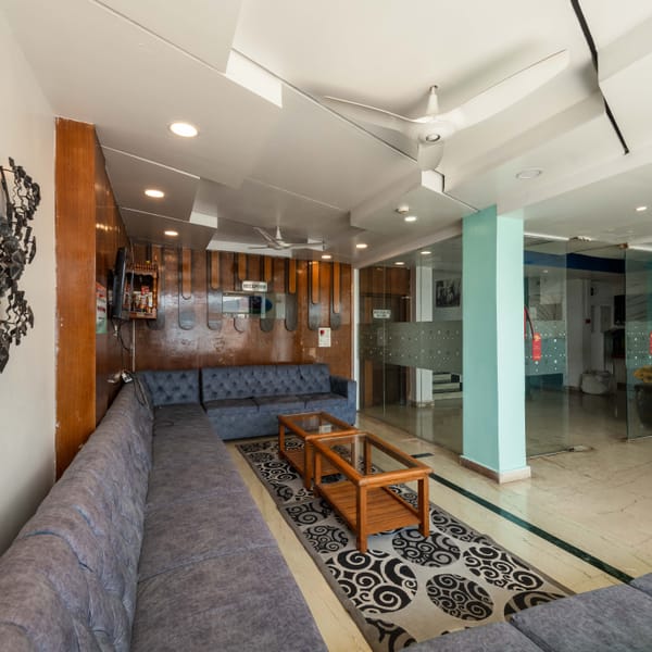 Reception and lobby at Da Bay Inn, Port Blair