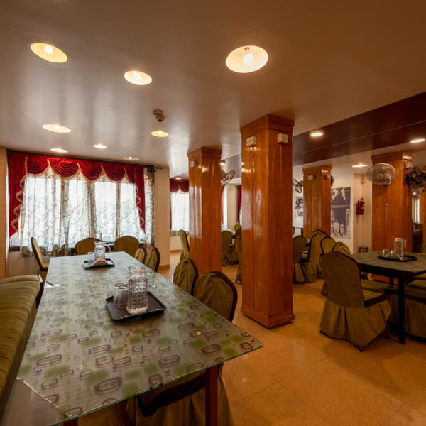 Sea-facing multi-cuisine restaurant at Da Bay Inn, Port Blair