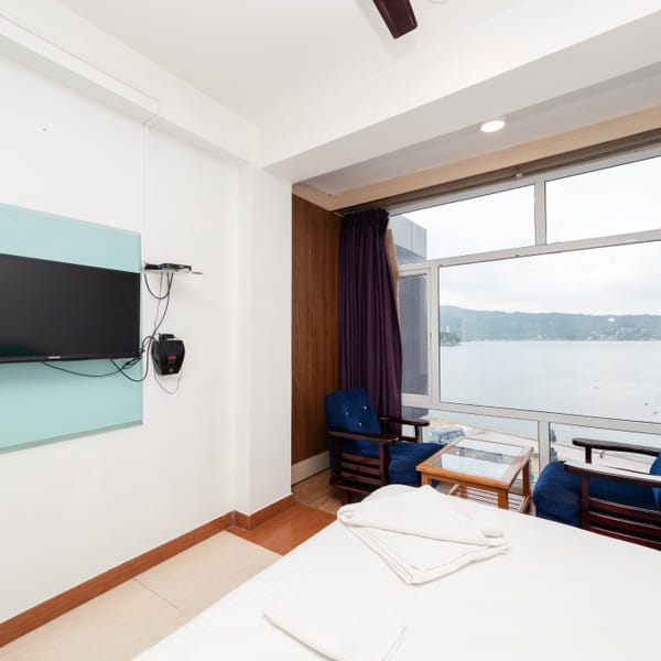 Sea-facing Senior Room at Da Bay Inn, Port Blair