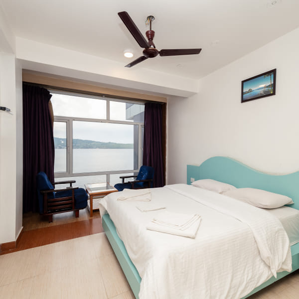 Sea-facing Senior Room at Da Bay Inn, Port Blair